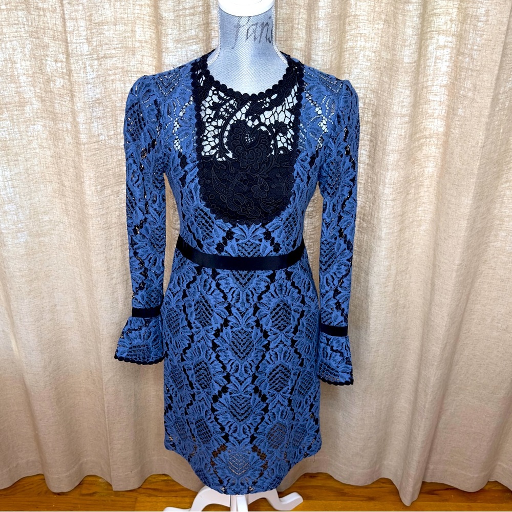 Nanette Lepore Modernist Shift Dress, size 4